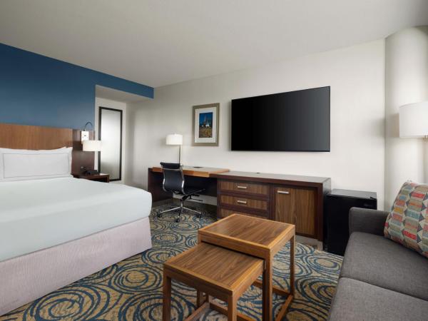 DoubleTree by Hilton San Diego Del Mar : photo 7 de la chambre chambre lit king-size avec canapé-lit