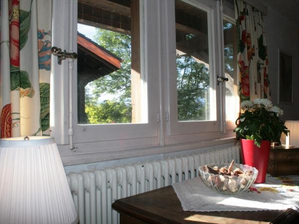 Chalet la Griotte : photo 7 de la chambre chambre quintuple avec salle de bains commune