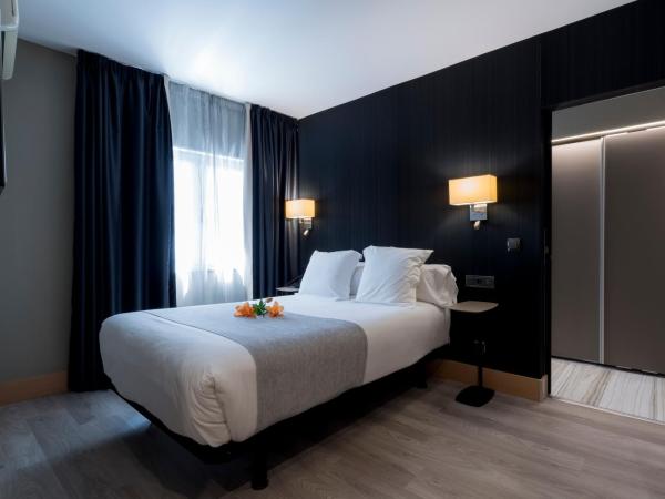 Hotel Plaza : photo 8 de la chambre chambre simple standard