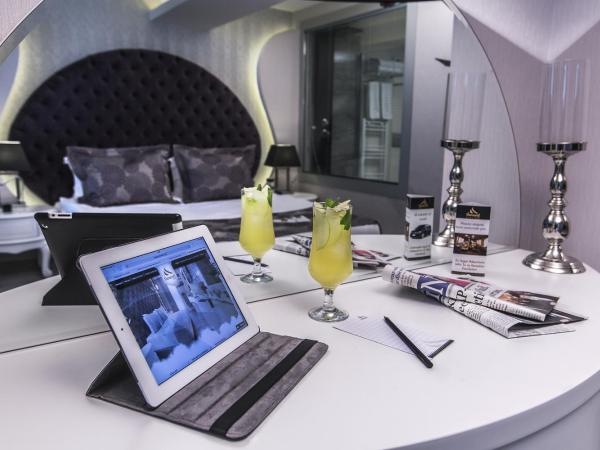 Demonti Hotel : photo 8 de la chambre chambre simple standard avec jacuzzi