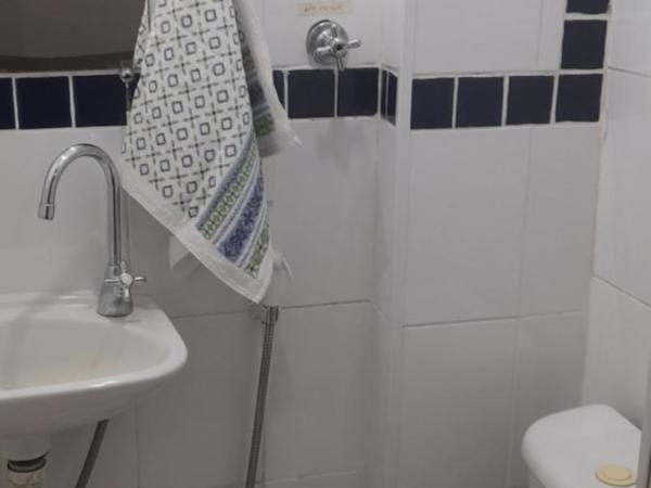 Quarto suíte no Flamengo : photo 1 de la chambre chambre lit king-size deluxe