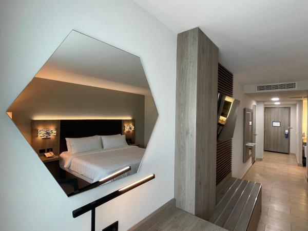 Holiday Inn Express Mérida, an IHG Hotel : photo 10 de la chambre chambre avec 2 lits - non-fumeurs