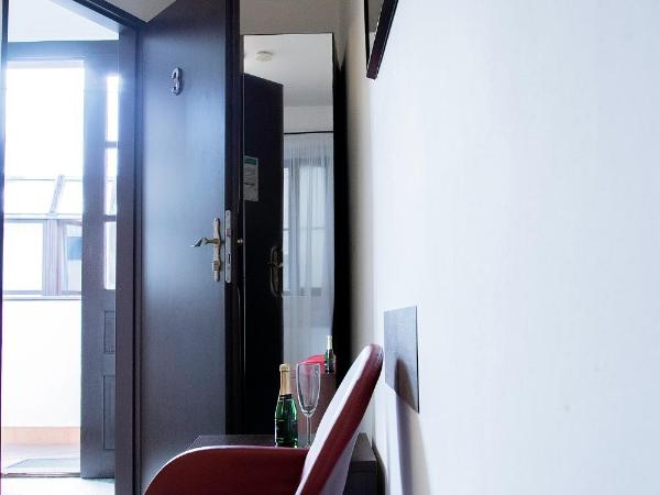 Old Prague House : photo 8 de la chambre chambre simple avec salle de bains privative