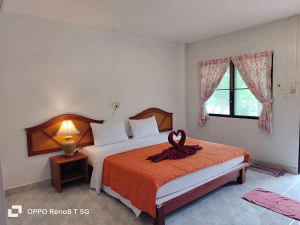 D.R. Lanta Bay Resort : photo 1 de la chambre bungalow deluxe 