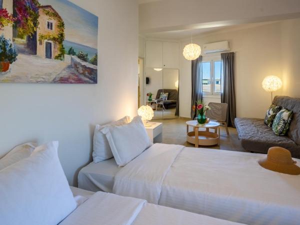 Hotel Bretagne : photo 3 de la chambre chambre familiale avec balcon