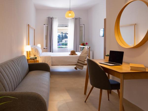 Hotel Bretagne : photo 3 de la chambre chambre triple