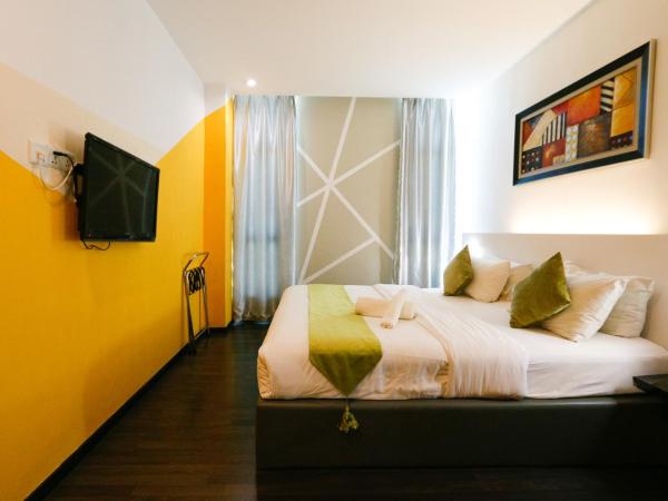 Golden Roof Hotel Ampang Ipoh : photo 3 de la chambre chambre lit king-size premier