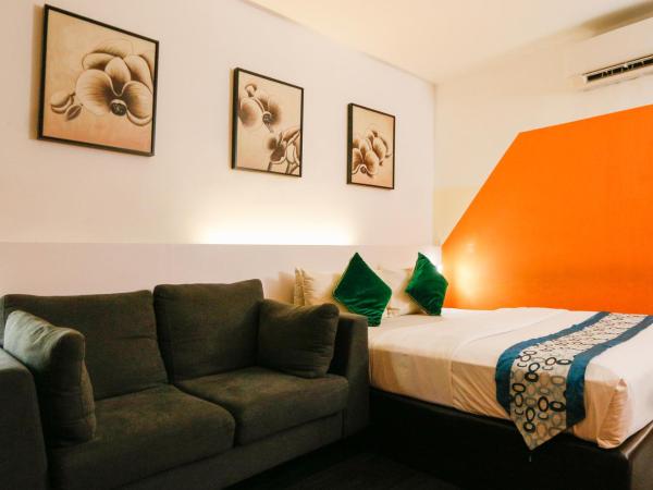 Golden Roof Hotel Ampang Ipoh : photo 8 de la chambre chambre avec 2 grands lits queen-size 