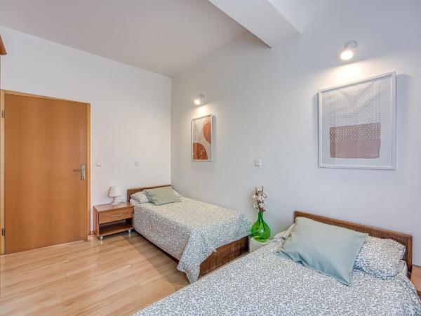 Casa Mareva : photo 9 de la chambre appartement - vue sur jardin