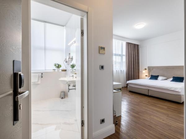 Art Hotel : photo 2 de la chambre chambre double