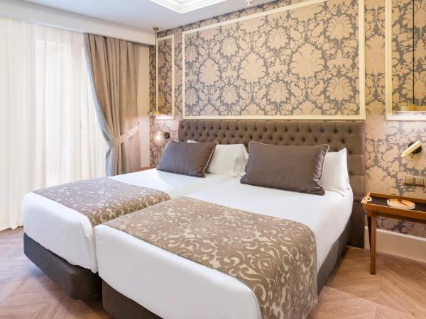 Catalonia Las Cortes : photo 5 de la chambre chambre double ou lits jumeaux