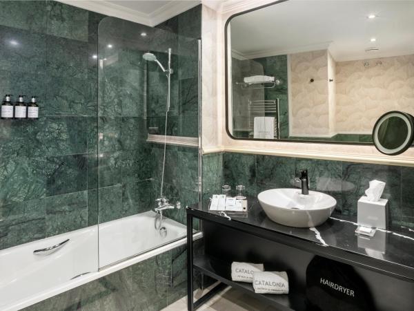 Catalonia Las Cortes : photo 6 de la chambre chambre double ou lits jumeaux premium