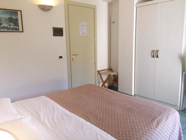 Hotel Don Felipe : photo 6 de la chambre chambre double