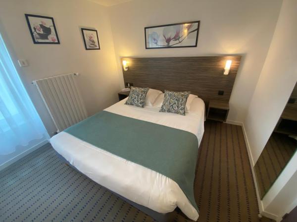 Hotel du Louvre : photo 8 de la chambre chambre double confort