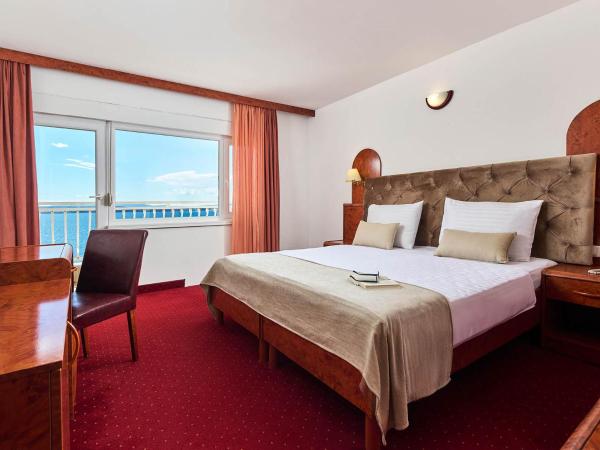 Mediteran Hotel by Aminess : photo 3 de la chambre chambre double confort avec balcon - vue sur mer