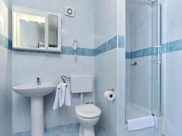 Mediteran Hotel by Aminess : photo 4 de la chambre comfort junior suite with sea view and balcony