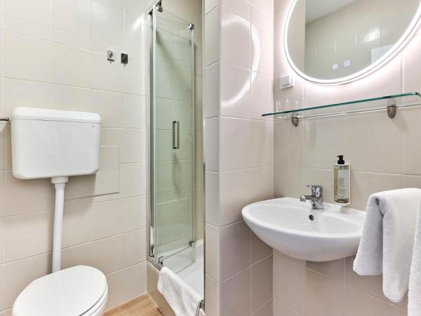 Mediteran Hotel by Aminess : photo 6 de la chambre chambre double standard avec balcon - vue sur mer