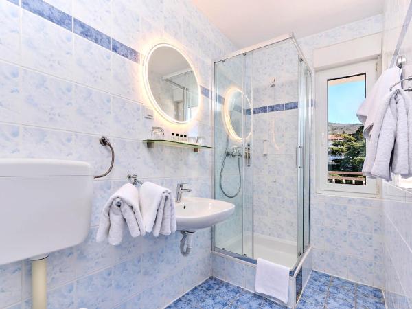 Mediteran Hotel by Aminess : photo 8 de la chambre standard family room with balcony