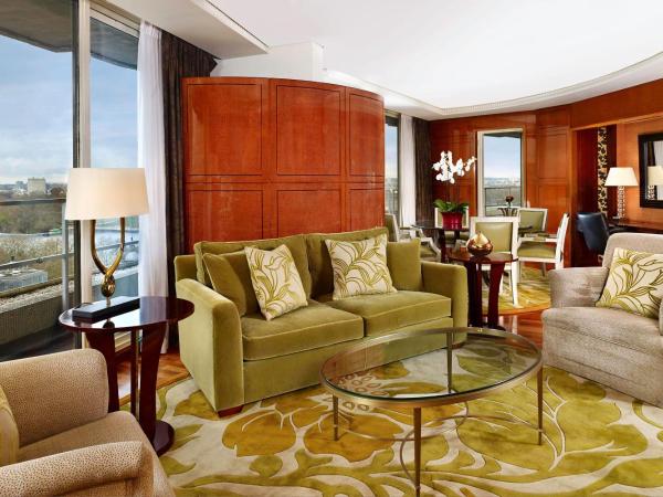 The Park Tower Knightsbridge, a Luxury Collection Hotel, London : photo 5 de la chambre suite penthouse 1 chambre lit king-size