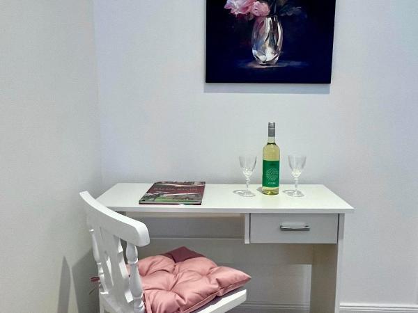 Wagner Villa 902 with free private parking : photo 10 de la chambre chambre double avec salle de bains privative