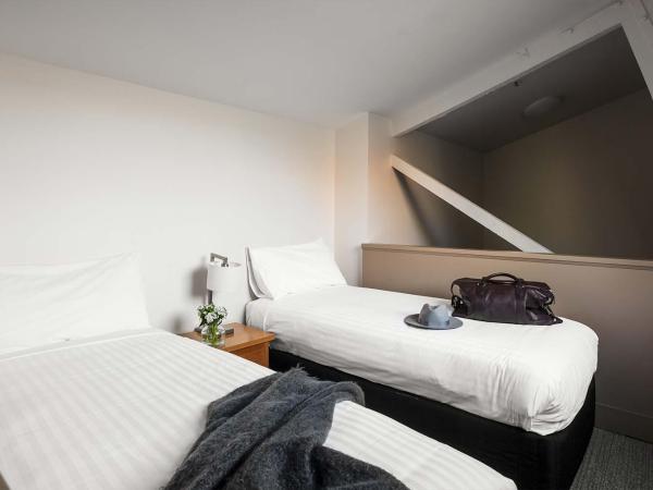 The Old Woolstore Apartment Hotel : photo 6 de la chambre appartement 2 chambres en mezzanine