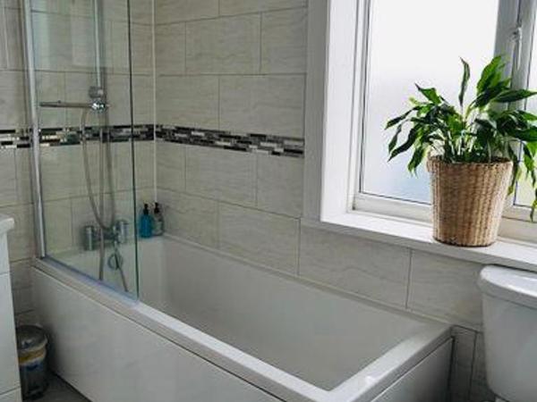 Elsham Gardens Rooms - Shared Facilities : photo 1 de la chambre chambre double avec salle de bains commune