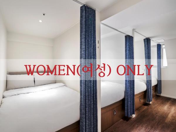 H HOSTEL Itaewon : photo 1 de la chambre lit dans dortoir pour femmes de 4 lits