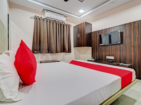 OYO Flagship Tripthi Lodging & Boarding : photo 5 de la chambre chambre double standard