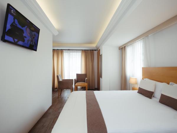 MB City Hotel : photo 3 de la chambre grande chambre double 