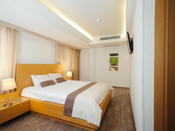 MB City Hotel : photo 6 de la chambre grande chambre double 