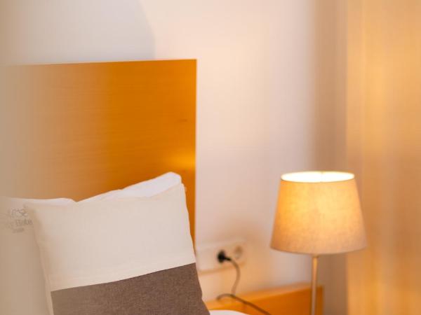 MB City Hotel : photo 2 de la chambre chambre double