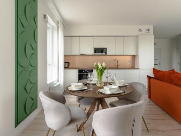 Symphony Modern Tower Aparthotel : photo 1 de la chambre suite familiale deluxe