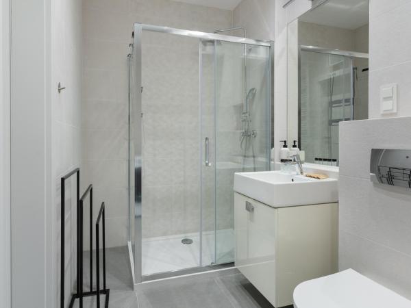 Symphony Modern Tower Aparthotel : photo 8 de la chambre suite familiale deluxe