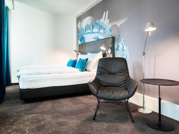 Motel One Basel : photo 8 de la chambre chambre double