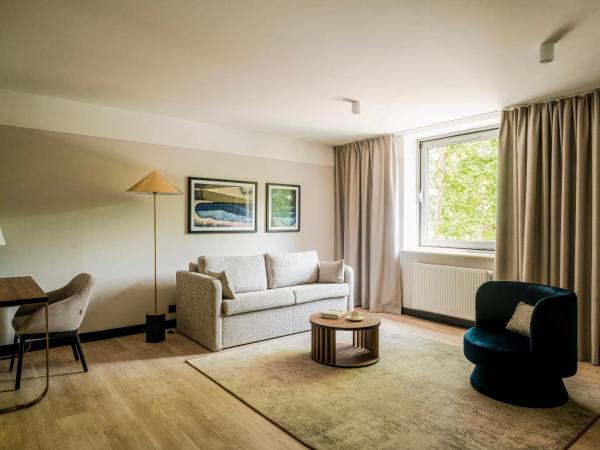 Royal Tulip Sand Kolobrzeg : photo 4 de la chambre deluxe suite 1 queen bed, 41sqm, living room, sofa bed, free wifi