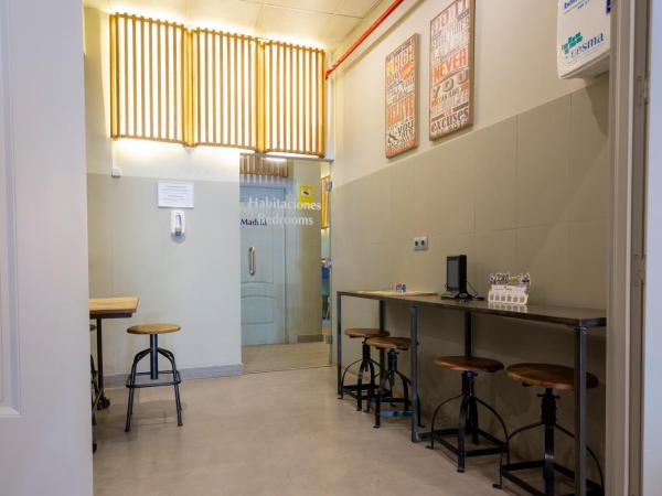 Malaga Stop Hostel AB : photo 8 de la chambre chambre double