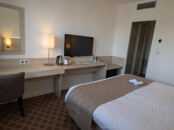 Best Western Plus Le Roof Vannes Bord de Mer : photo 5 de la chambre chambre lit queen-size confort