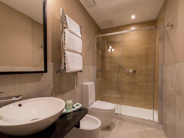 Hotel Avenida : photo 7 de la chambre chambre double ou lits jumeaux