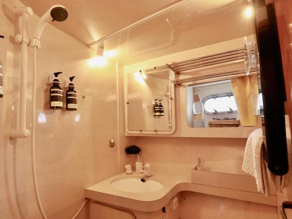 YACHT DEAUVILLE : photo 4 de la chambre mobile home