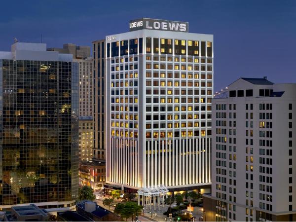 Loews New Orleans Hotel : photo 1 de la chambre chambre lit king-size deluxe - vue sur ville