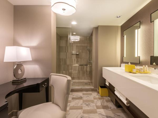 Caesars Palace Hotel & Casino : photo 3 de la chambre suite studio lit king-size exécutive julius - vue sur strip - non-fumeurs