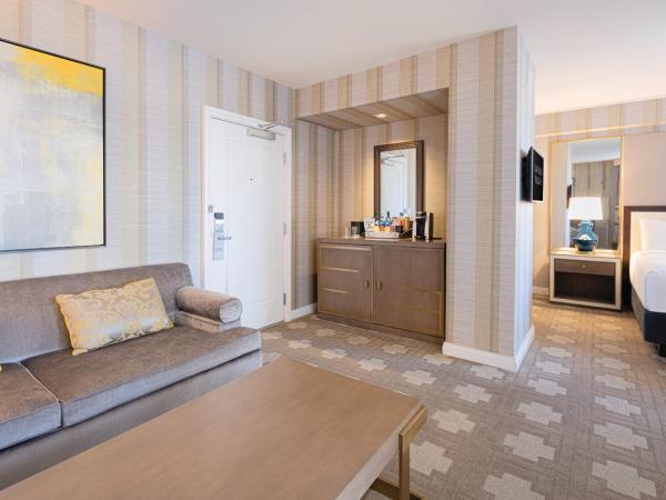 Caesars Palace Hotel & Casino : photo 4 de la chambre suite studio d'angle lit king-size julius - vue sur strip - non-fumeurs