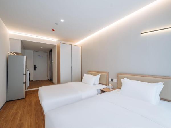 Ketangjian Hotel - Shanghai Railway Station Baoshan Road Subway Station : photo 4 de la chambre chambre lits jumeaux deluxe