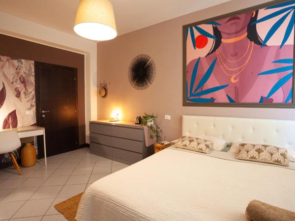 B&B La Volpina : photo 10 de la chambre chambre familiale avec salle de bains