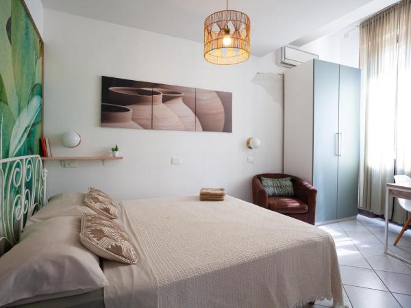 B&B La Volpina : photo 4 de la chambre chambre double avec salle de bains privative