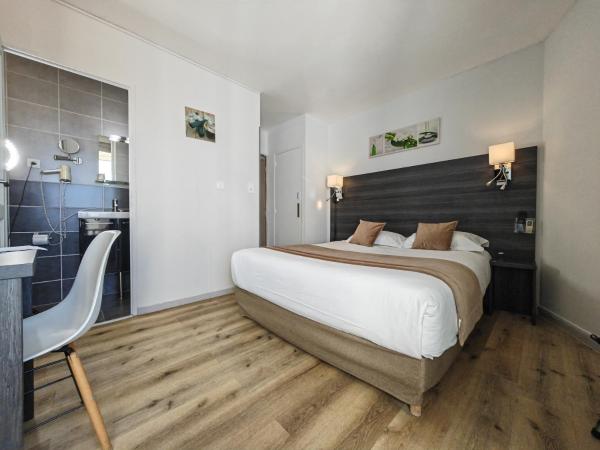 Hôtel La Rotonde : photo 5 de la chambre chambre double ou lits jumeaux confort avec climatisation