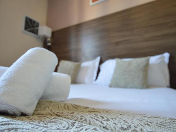 Hôtel La Rotonde : photo 1 de la chambre chambre double ou lits jumeaux confort avec climatisation