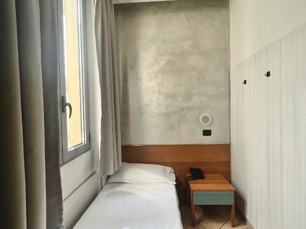 Hotel Sara : photo 4 de la chambre chambre simple