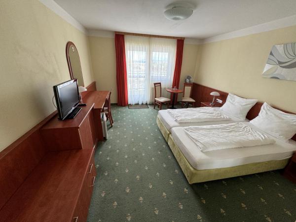 Hotel Breitenlee : photo 3 de la chambre chambre double
