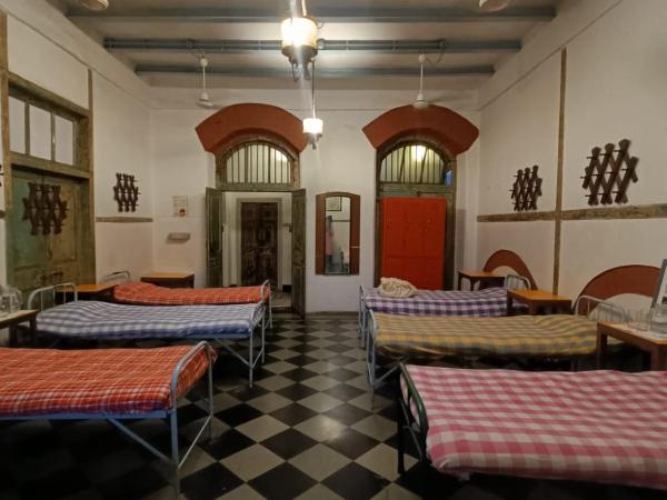 Hostel Vasantashram CST Mumbai : photo 4 de la chambre lit simple dans dortoir pour hommes